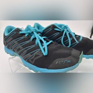 Inov-8 Women's F-Lite 240 cross-trainers black/blue size 8.5